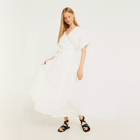 Urban Outfitters Gabrielle Linen Wrap Midi Dress Ivory - Picture 3 of 17